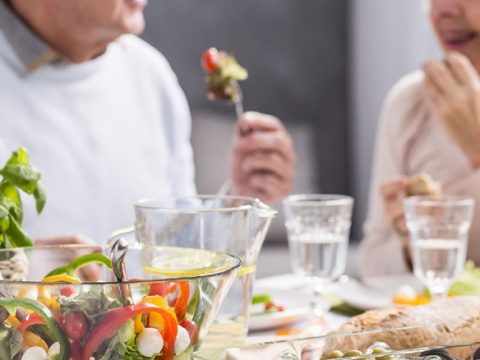 Cải thiện dinh dưỡng cho người cao tuổi